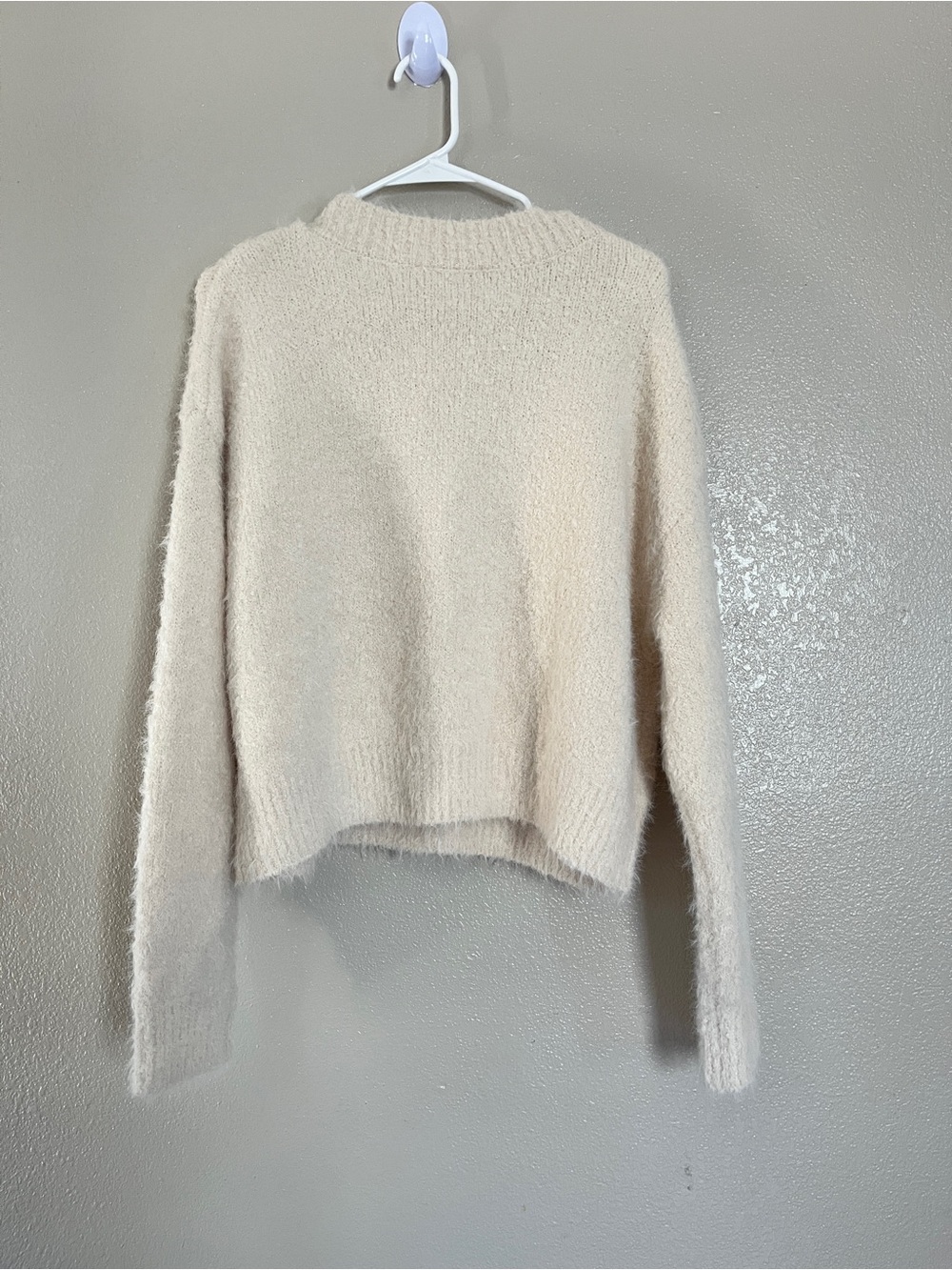 NWT Marine Layer Cream V-Neck Fuzzy Sweater - Picture 6 of 8